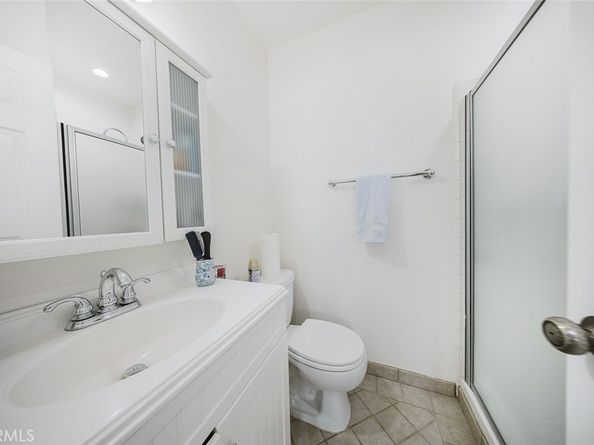 9775 Via Roma, Burbank CA 91504