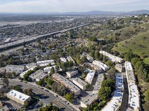 9775 Via Roma, Burbank CA 91504