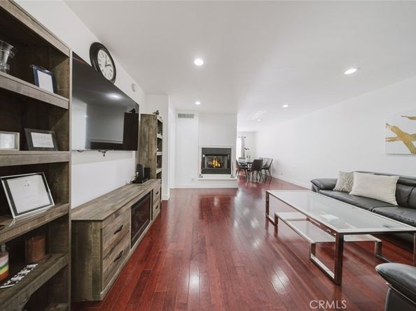 9775 Via Roma, Burbank CA 91504