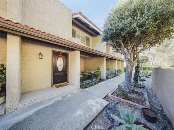 9775 Via Roma, Burbank CA 91504