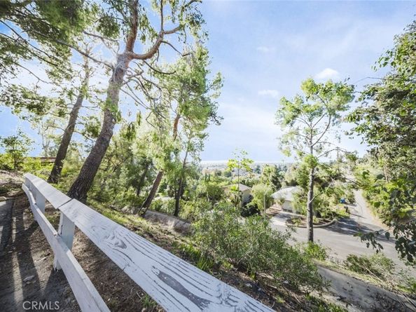 9775 Via Roma, Burbank CA 91504