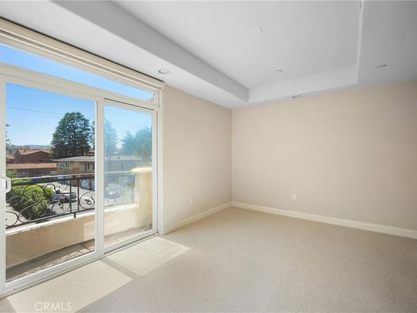 11323 Huston 1, North Hollywood CA 91601