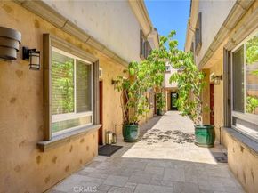 11323 Huston 1, North Hollywood CA 91601