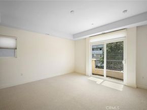 11323 Huston 1, North Hollywood CA 91601