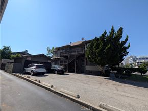 325 S Los Robles Avenue, Pasadena CA 91101