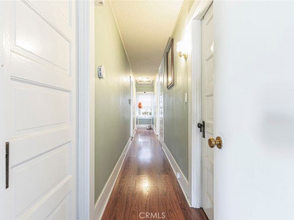 325 S Los Robles Avenue, Pasadena CA 91101