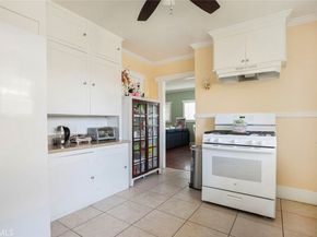 325 S Los Robles Avenue, Pasadena CA 91101