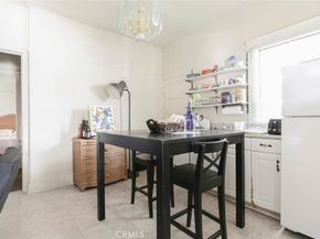 325 S Los Robles Avenue, Pasadena CA 91101