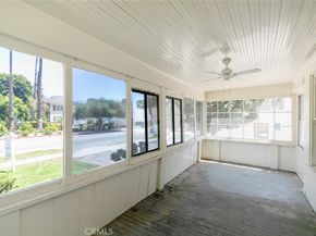 325 S Los Robles Avenue, Pasadena CA 91101