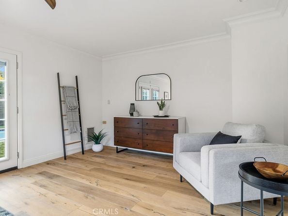 5725 Rhodes Avenue, Valley Village CA 91607