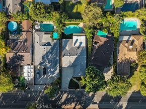 5725 Rhodes Avenue, Valley Village CA 91607