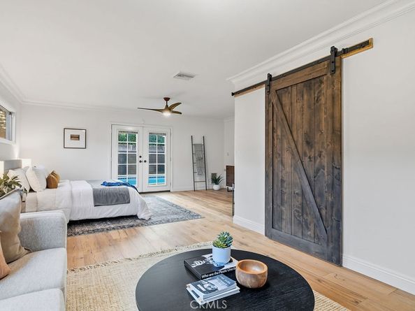 5725 Rhodes Avenue, Valley Village CA 91607