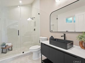 7404 Woodrow Wilson Drive, Los Angeles CA 90046