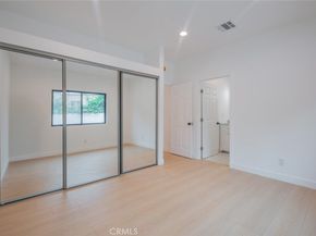 7734 N Glenoaks Boulevard, Burbank CA 91504