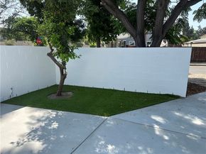 7734 N Glenoaks Boulevard, Burbank CA 91504