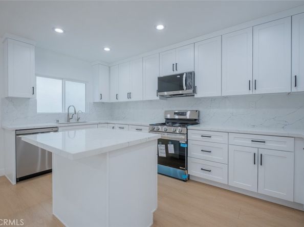 7734 N Glenoaks Boulevard, Burbank CA 91504