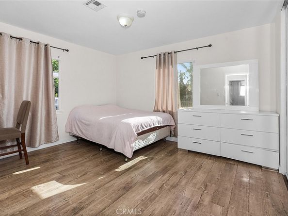 8827 Sylmar Avenue, Panorama City CA 91402