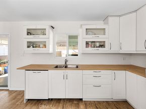 8827 Sylmar Avenue, Panorama City CA 91402