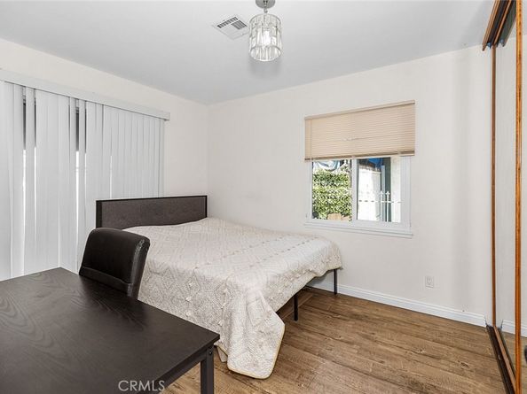 8827 Sylmar Avenue, Panorama City CA 91402