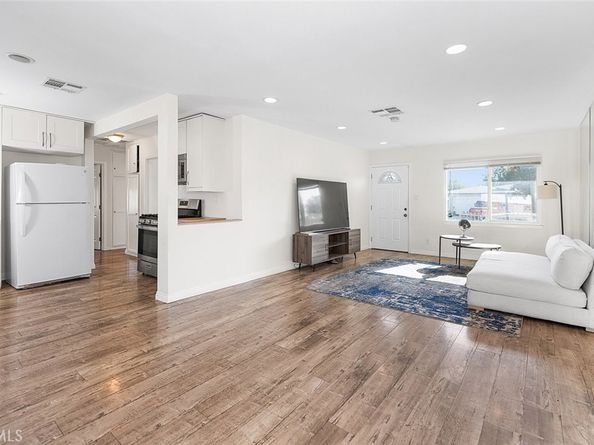 8827 Sylmar Avenue, Panorama City CA 91402