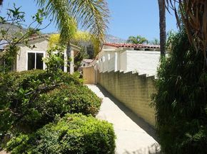2534 E Vista, Upland CA 91784