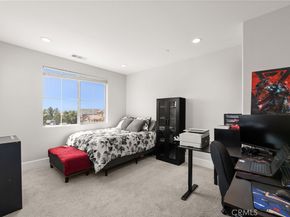 5338 Matera Lane, Fontana CA 92336