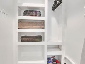 256 Falcon, Long Beach CA 90802