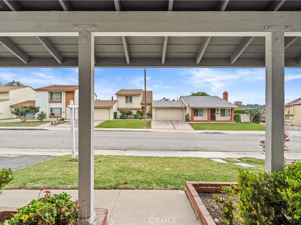 1725 Fairridge, West Covina CA 91792