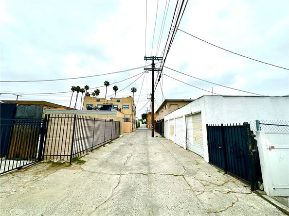 140 S Vendome Street, Los Angeles CA 90057