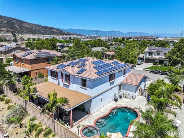 15474 Petunia Street, Fontana CA 92336