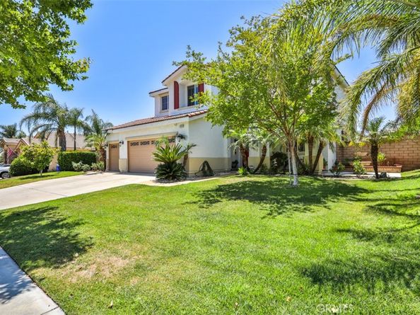 15474 Petunia Street, Fontana CA 92336