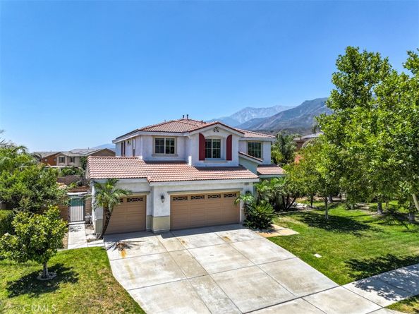 15474 Petunia Street, Fontana CA 92336