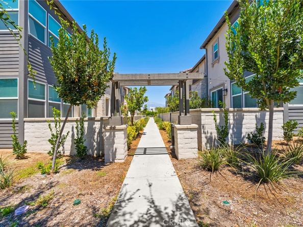 3591 E Moonlight Street 21, Ontario CA 91761