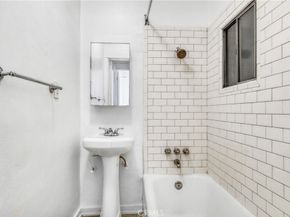 667 S Carondelet Street, Los Angeles CA 90057