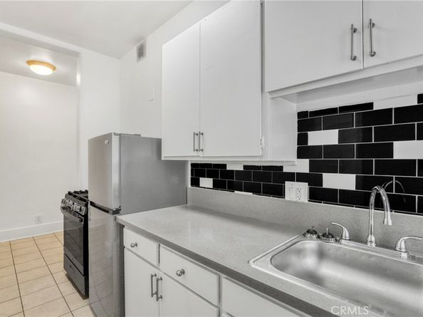 667 S Carondelet Street, Los Angeles CA 90057