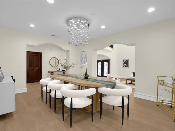 8906 Yorktown Avenue, Los Angeles CA 90045