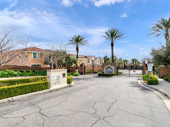 5351 Mazzulli Court, Fontana CA 92336
