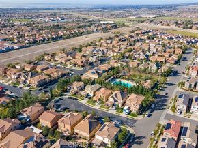 5351 Mazzulli Court, Fontana CA 92336
