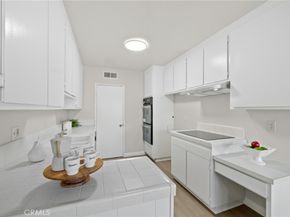 420 S Madison 304, Pasadena CA 91101