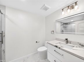 2827 W Edinger Avenue, Santa Ana CA 92704