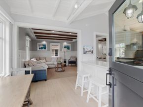 104 Onyx Avenue, Newport Beach CA 92662