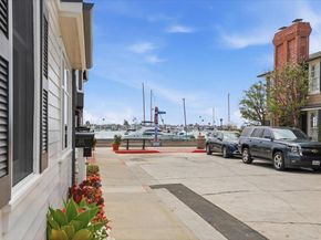 104 Onyx Avenue, Newport Beach CA 92662