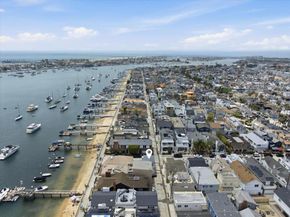 104 Onyx Avenue, Newport Beach CA 92662