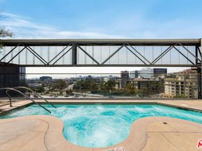 877 Francisco Street 508, Los Angeles CA 90017