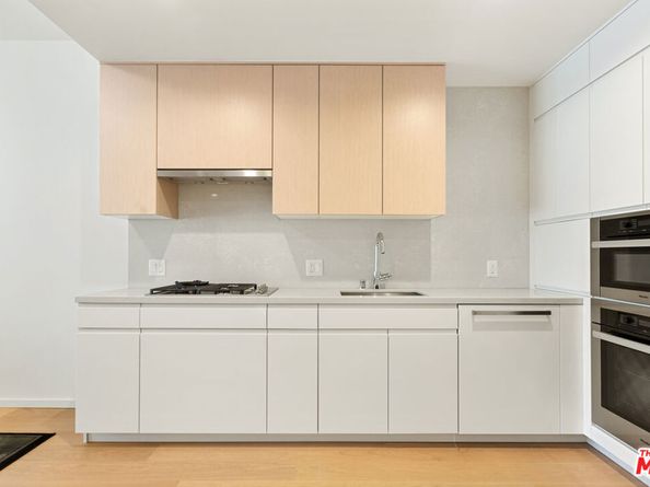 877 Francisco Street 508, Los Angeles CA 90017