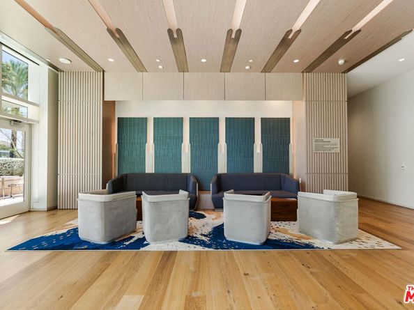 877 Francisco Street 508, Los Angeles CA 90017