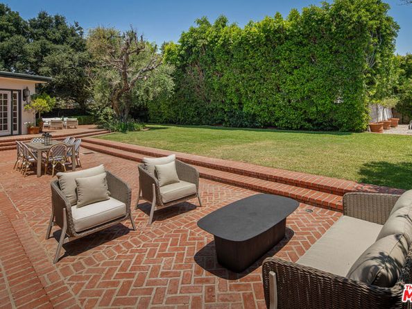 150 S June Street, Los Angeles CA 90004