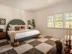 150 S June Street, Los Angeles CA 90004