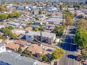 579 Hyde Park Place, Inglewood CA 90302