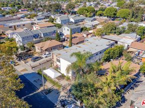 579 Hyde Park Place, Inglewood CA 90302